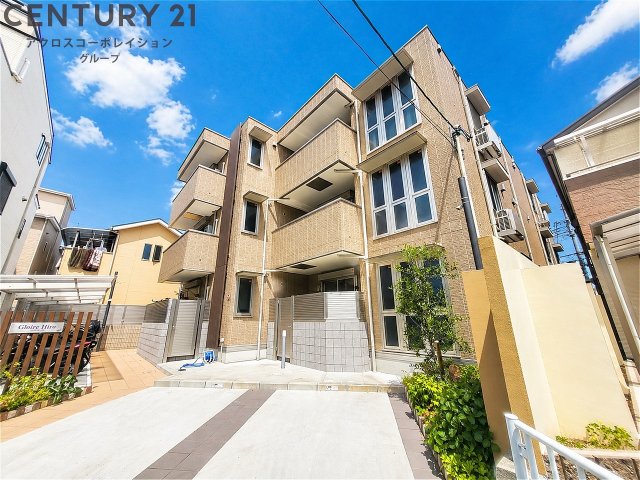 建物外観　敷地内に駐車場があります！