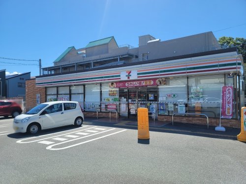 コンビニ　セブンイレブン　尼崎武庫元町店（コンビニ）まで851m