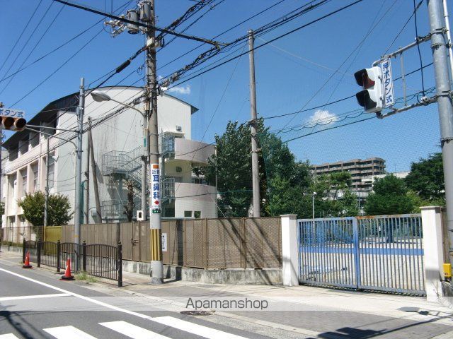 小学校　長堂小学校（小学校）まで437m