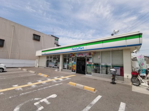 コンビニ　ファミリーマート 堺東浅香山店（コンビニ）まで487m