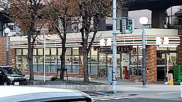 コンビニ　セブン－イレブン大阪鷺洲１丁目店（コンビニ）まで115m