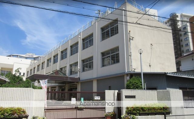 小学校　玉川小学校（小学校）まで427m