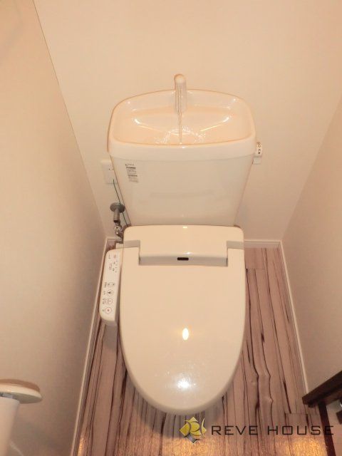トイレ　トイレ
