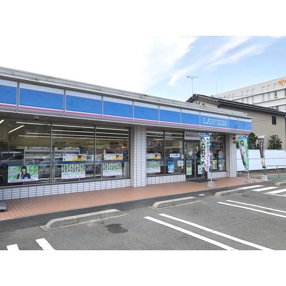コンビニ　ローソン千曲桜堂店（コンビニ）まで763m