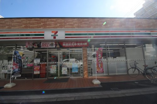 コンビニ　セブンイレブン 江戸川船堀3丁目店（コンビニ）まで207m