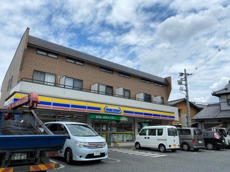 コンビニ　ミニストップ（コンビニ）まで907m