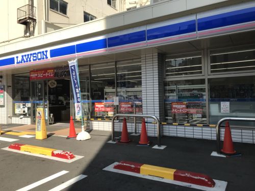 コンビニ　ローソン 大阪本庄東三丁目店（コンビニ）まで282m