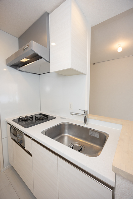 キッチン　※写真は同タイプ住戸です。
