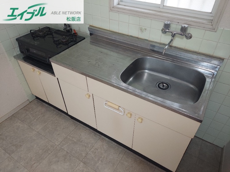 キッチン　※同物件別部屋のお写真です。