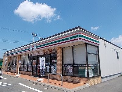 コンビニ　セブン-イレブン瑞穂団地入口店（コンビニ）まで750m