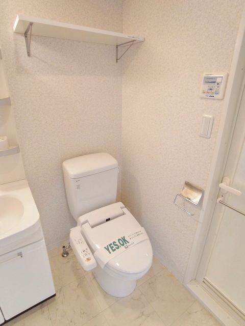 トイレ　あると便利な温水洗浄便座♪