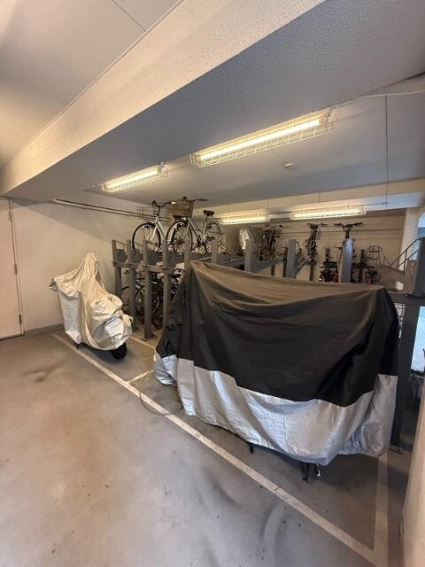 その他　バイク置場