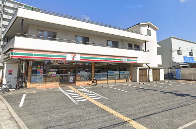 コンビニ　セブンイレブン 尼崎名神町２丁目店（コンビニ）まで641m