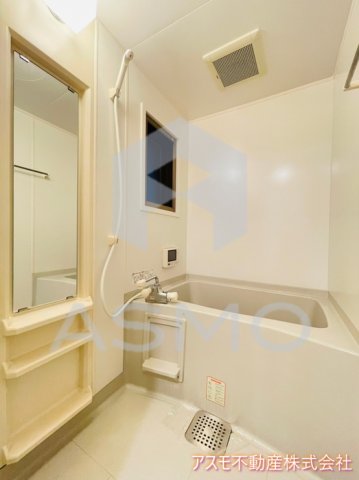 バス・シャワールーム　同マンション別部屋　参考写真
