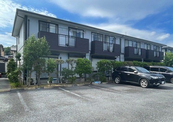 建物外観　駐車場