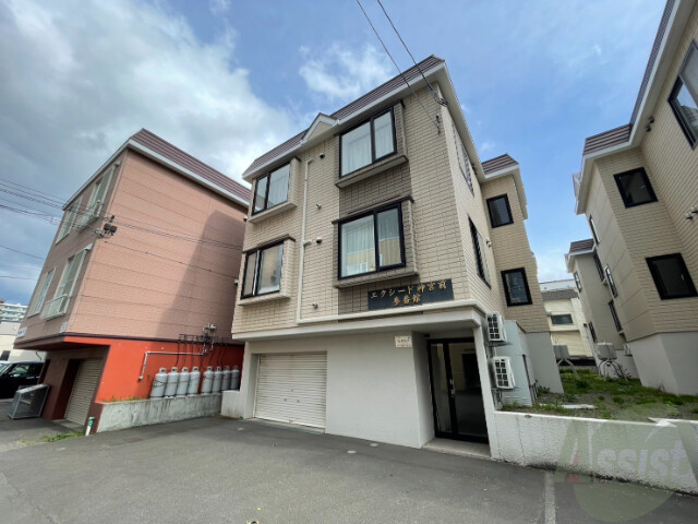 建物外観　札幌市中央区北三条西「エクシード神宮前参番館」