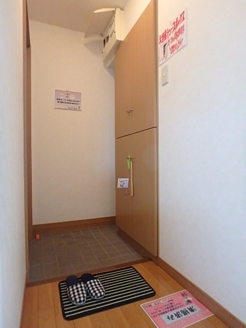 玄関　図面と現状に相違がある場合には現状を優先
