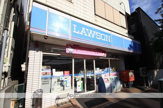 コンビニ　ローソン（コンビニ）まで909m