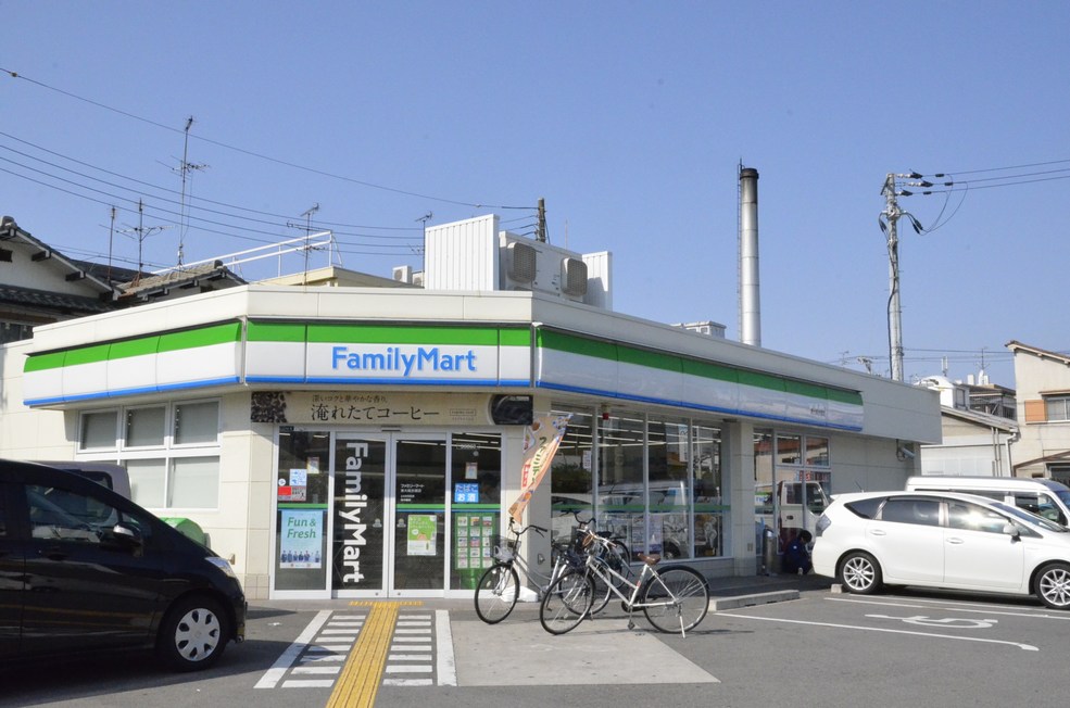 その他　コンビニまで徒歩1分。