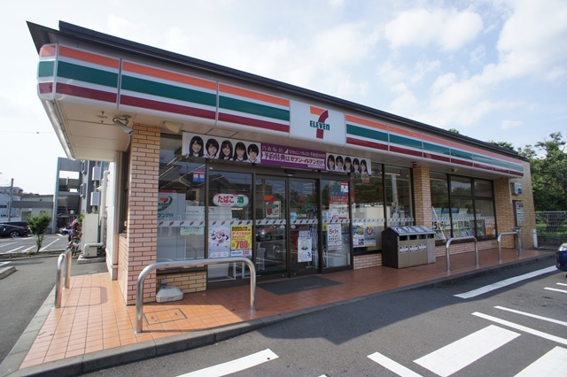 コンビニ　セブンイレブン相模原上鶴間本町6丁目店（コンビニ）まで477m