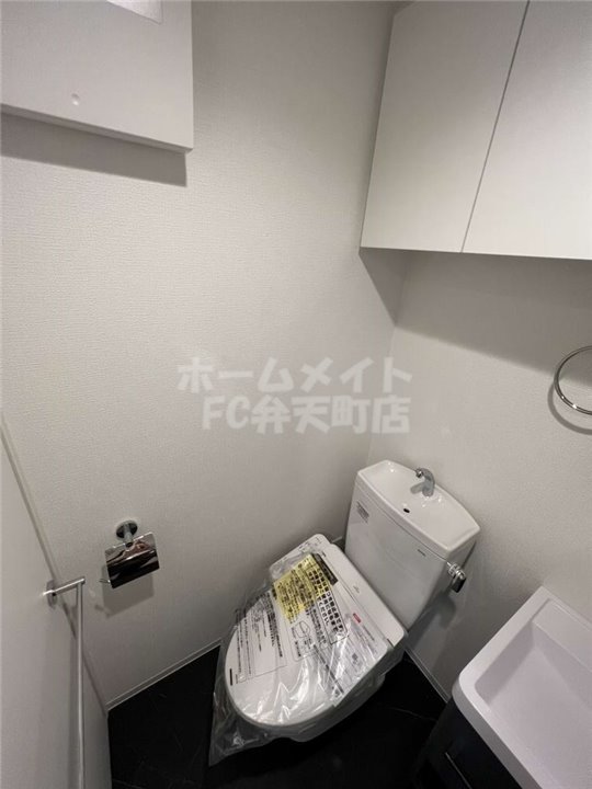 セレニテ九条リアンのトイレ写真