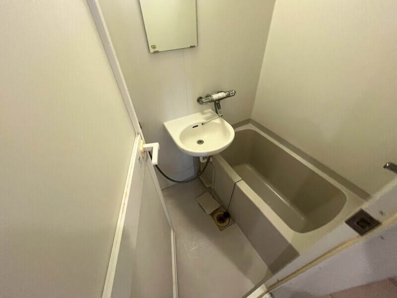 バス・シャワールーム　バス※別部屋参考写真