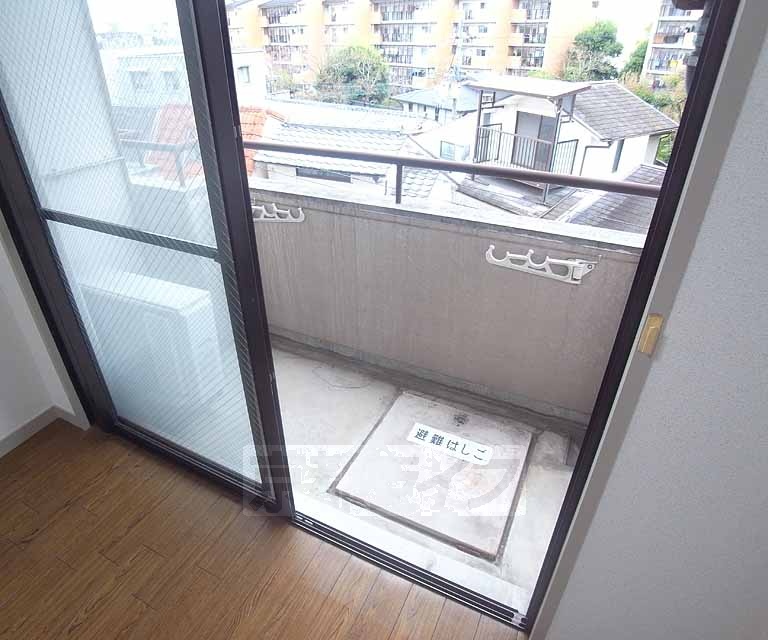 バルコニー　前がひらけていて、開放感がありますよ。