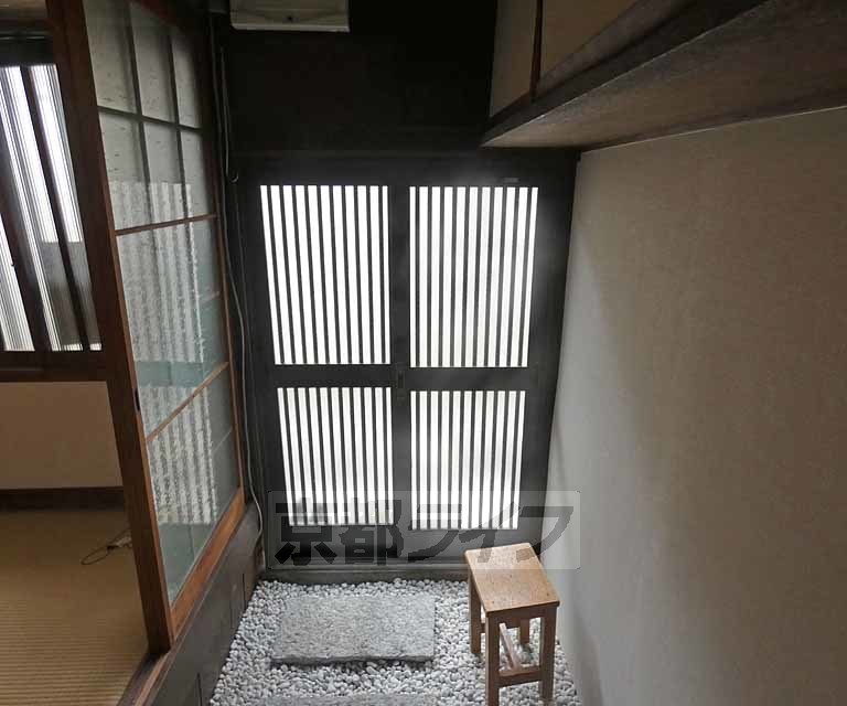 玄関　玄関です。