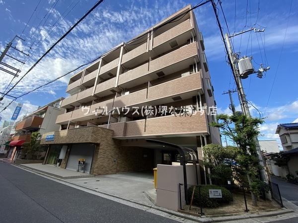 建物外観　エレベーター、宅配ＢＯＸあり！