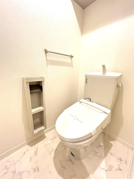 レジデンス中丸のトイレ写真