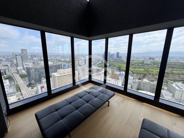 その他　スカイラウンジからの眺望で、大阪城・天神花火が一望できます。