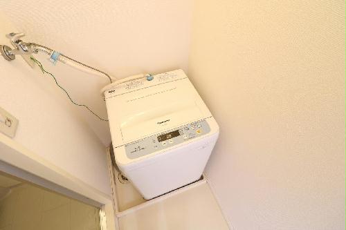 その他　室内洗濯機完備によりお手軽に引越しが可能！