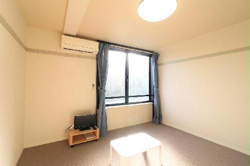 居室・リビング　家具家電付により急な転勤や新生活を今すぐスタートできます！
