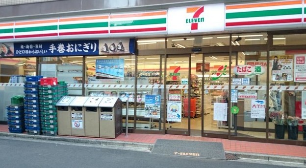 コンビニ　セブンイレブン港区麻布十番3丁目店（コンビニ）まで269m