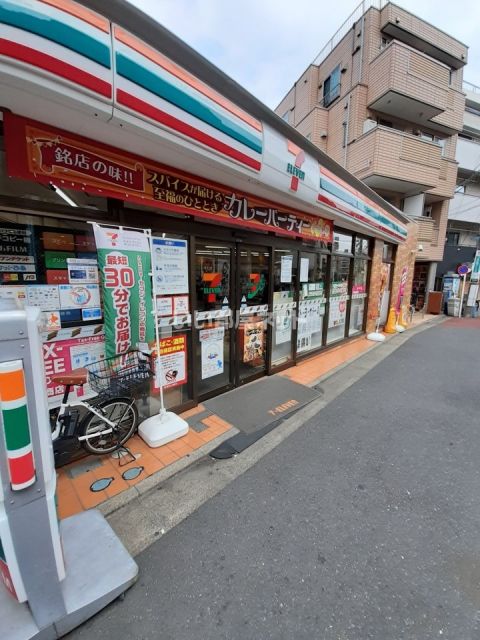 コンビニ　セブンイレブン不動前駅東店（コンビニ）まで43m