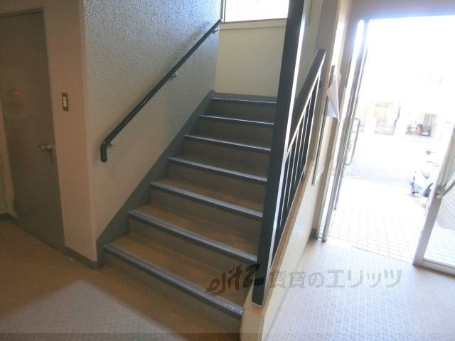 ロビー　廊下