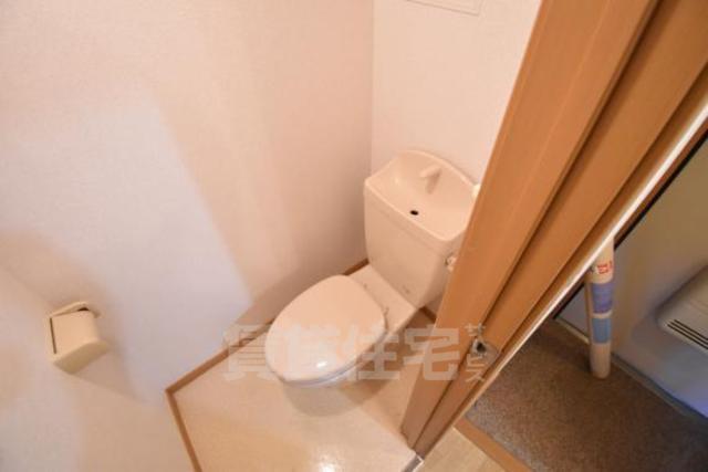 ＪＲ東海道本線 千里丘駅 徒歩5分 3階建 築24年のトイレ写真