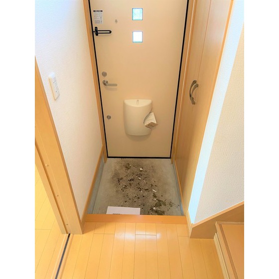 グランドール富士の玄関写真