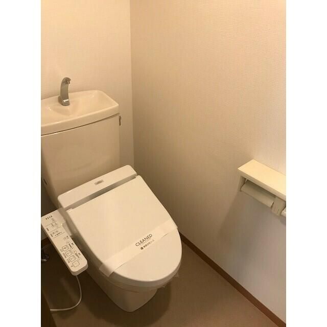 根岸旭台フーガのトイレ写真