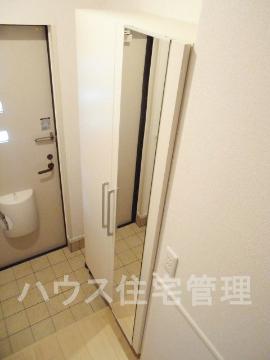 大阪モノレール本線 沢良宜駅 徒歩13分 2階建 築8年の内装写真