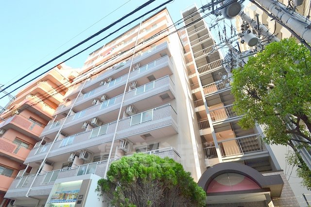 サバーブシティ十三