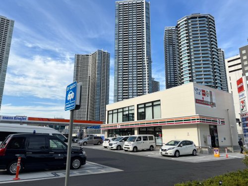 コンビニ　セブンイレブン 晴海店（コンビニ）まで288m