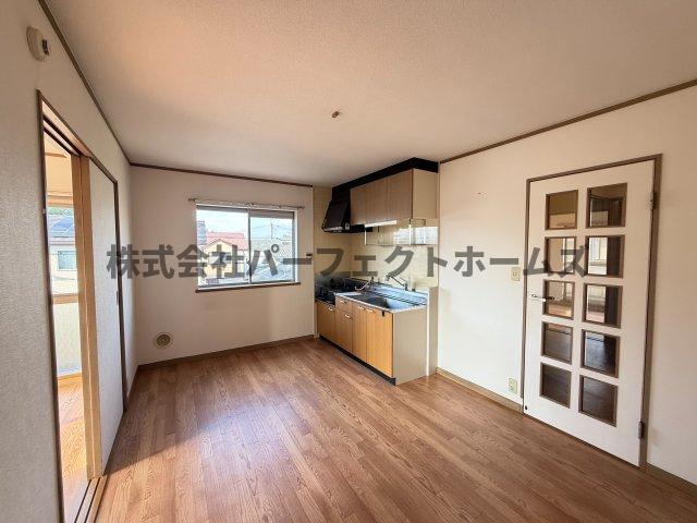 トイレ　温水洗浄便座付き！