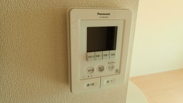 セキュリティ　モニター付きインターホンです。