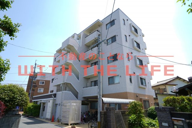 建物外観　外観は落ち着いています