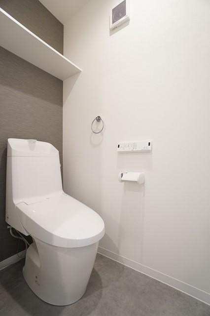 ジラフ姪浜駅前のトイレ写真