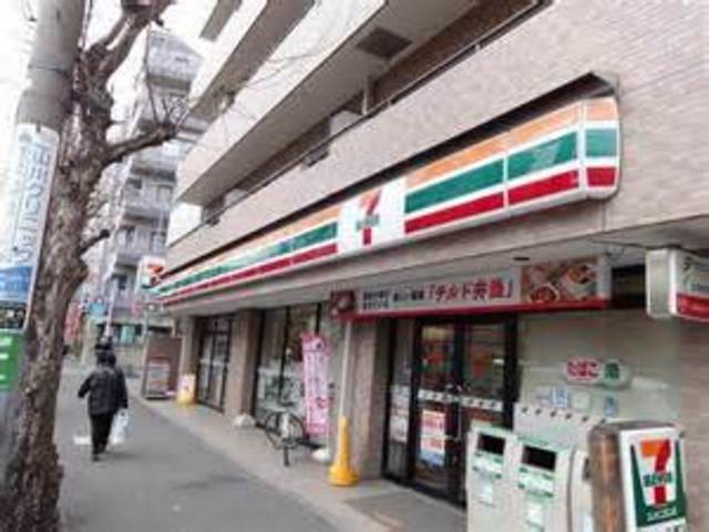 コンビニ　セブンイレブン和泉店（コンビニ）まで243m
