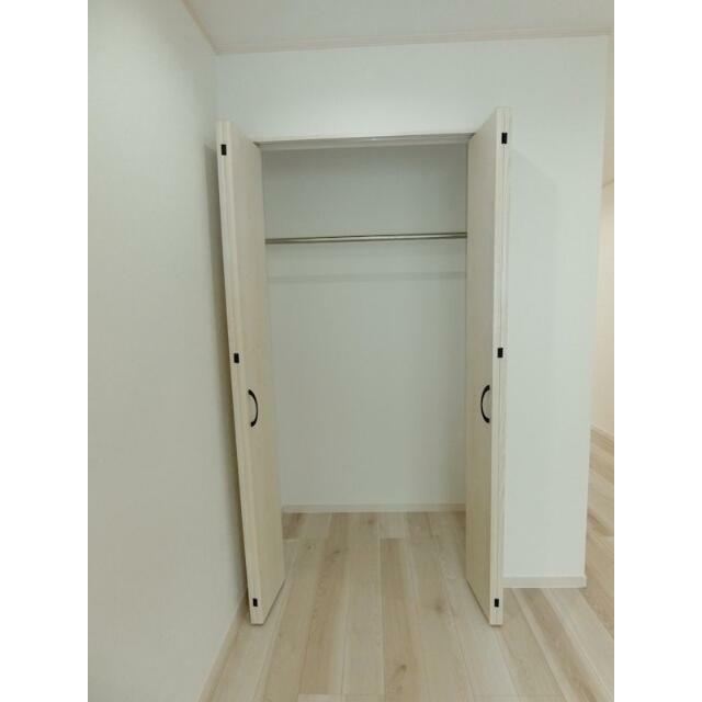 収納　収納たっぷりクローゼット
