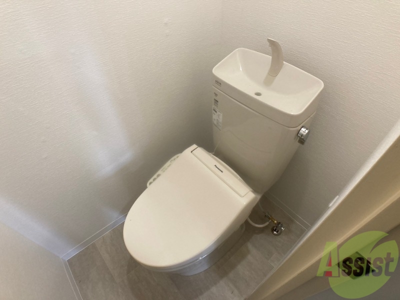トイレ　トイレです。ウォシュレット付を探している方、おすすめです。