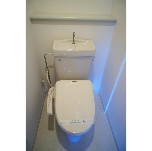 ＪＲ山手線 恵比寿駅 徒歩5分 10階建 築29年のトイレ写真